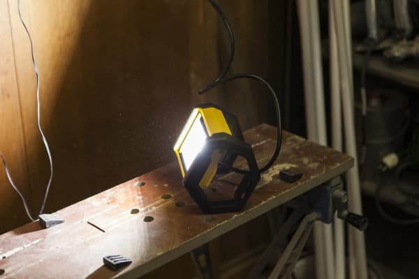 EPTA LED 24W 5000K bærbar projektør