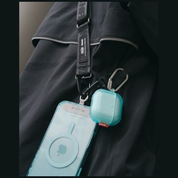 Skinarma Mecha CE etui til AirPods 4 røg