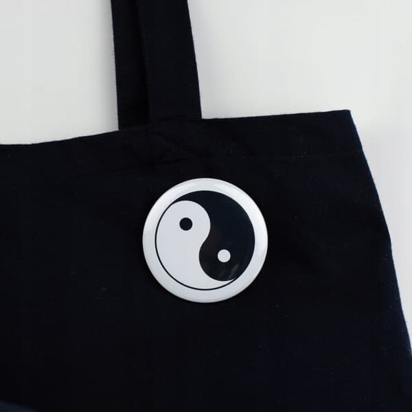 Yin Yang Pin 58mm Japan