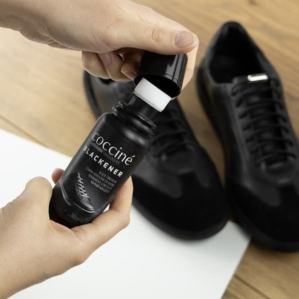 SNEAKERS BLACKER