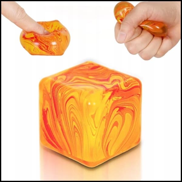 SQUISHY NICE CUBE SENSOLEGETØJ TIL AT KLEMMES