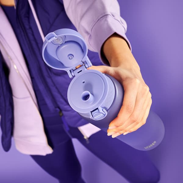 ION8 BPA-vapaa I8RF1000PERI Leikkisä Perinwinkle-pullo