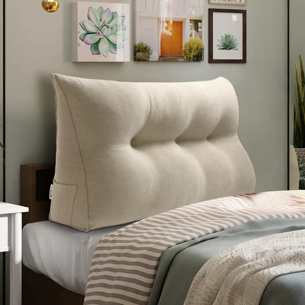 Mörkbeige triangulär läskudde Mörkbeige triangulär läskudde 120 cm