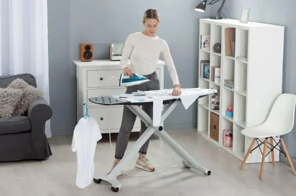 Curver/Keter LOTUS valkoinen silityslauta