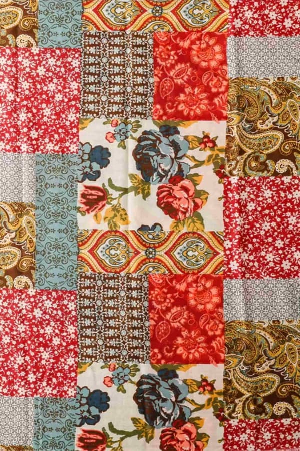 Boho lapptäckssjal röd och grön - mönstrad, 180x90 cm