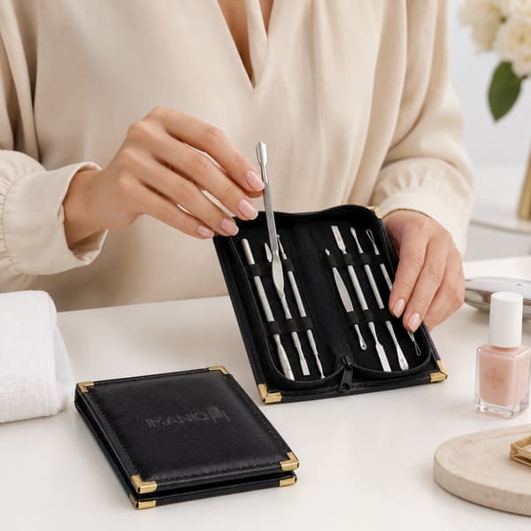 Sæt med 8 manicure pedicure negleværktøjer