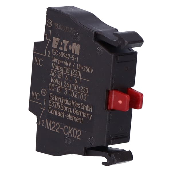 Kontaktelement M22-CK02 0Z 2R montering på M22-A-adaptern