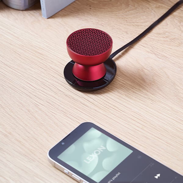Lexon Tamo Bluetooth-högtalare mörkröd