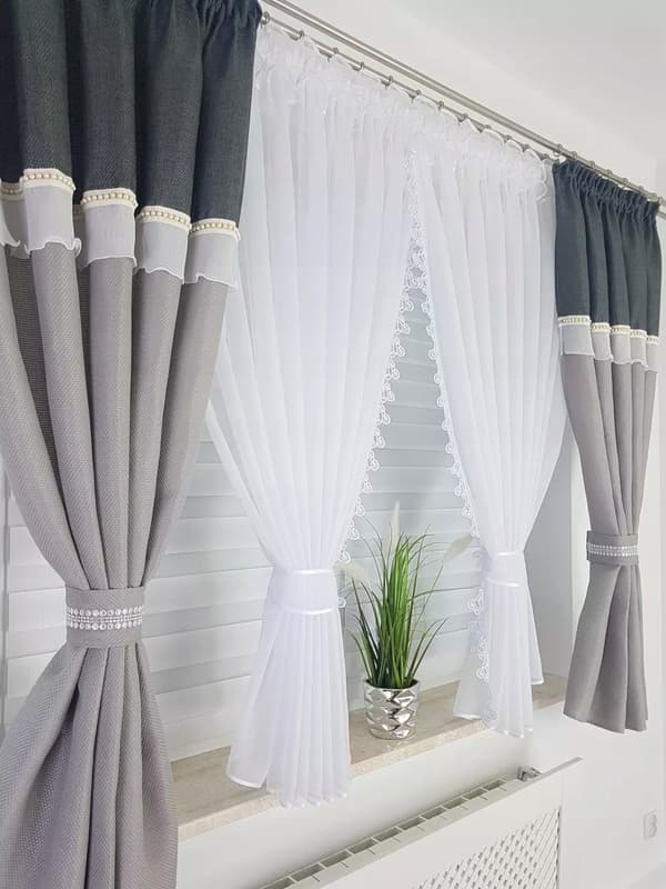 Färdig gardin - set med grå gardiner