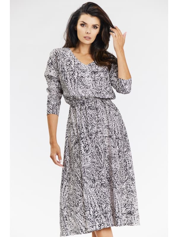 Luftig kimono midikjole med lange ærmer, sort og hvid M