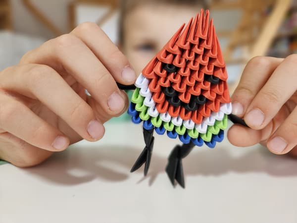 Origami 3d. Vandmelon.