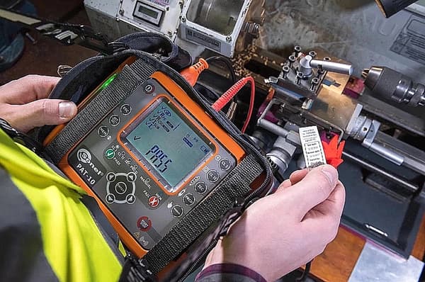 SONEL PAT-10 Säkerhetstestare för elektrisk utrustning