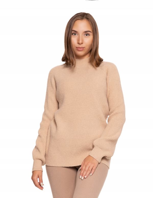 MORAJ klassisk damestriktrøje med løst snit beige M