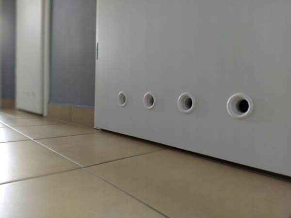 Dörrventilationshylsa för 40-45 mm hål, brun, set med 4 delar