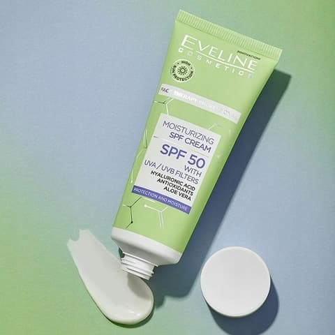 Eveline Face Therapy återfuktande ansiktskräm SPF 50, 30 ml