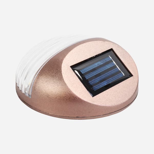 Automatisk solcellsdriven LED-trapplampa med skymningssensor