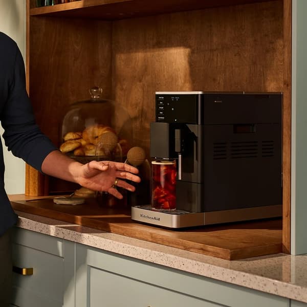 KitchenAid KF2 automaattinen kahvinkeitin KitchenAid Väri: Mattamusta