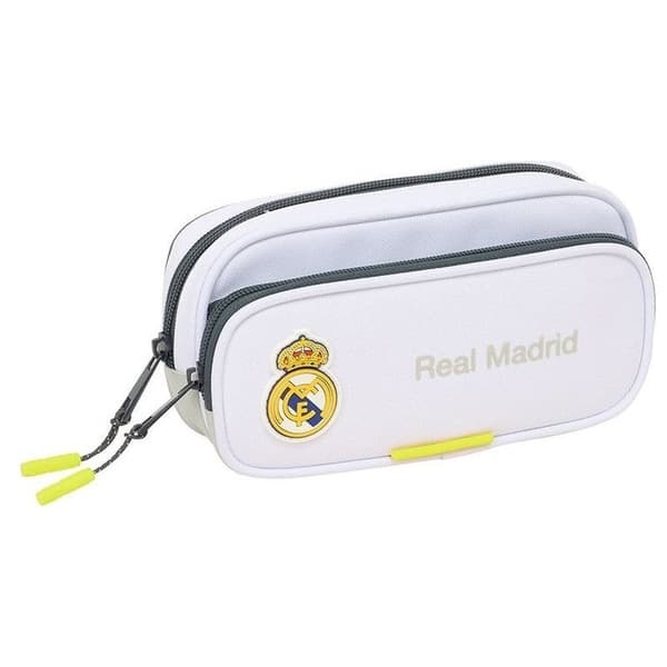 Real Madrid penaali taskulla 812554602 monivärinen