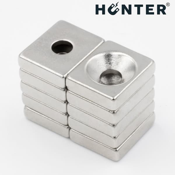 Neodymplattmagnet med skruvhål 12x10x3 mm rektangulär Hunter