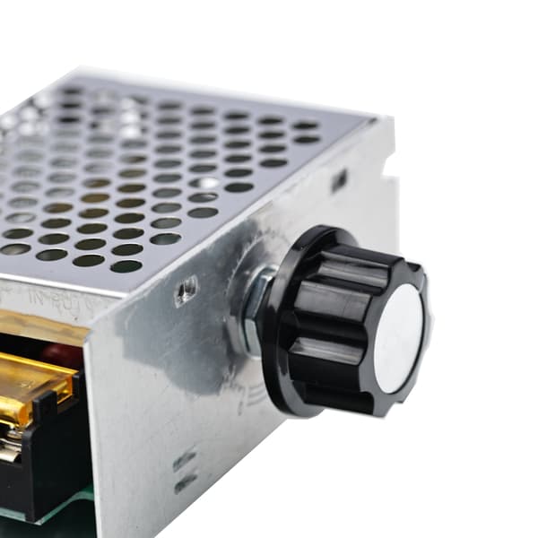 Motorvarvtals-, spännings- och effektregulator 230V 4000W