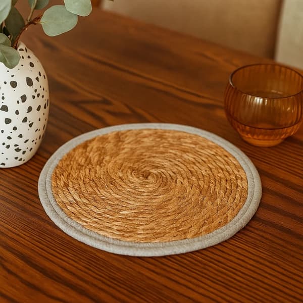 Bordskåner 35 cm beige med grå kant