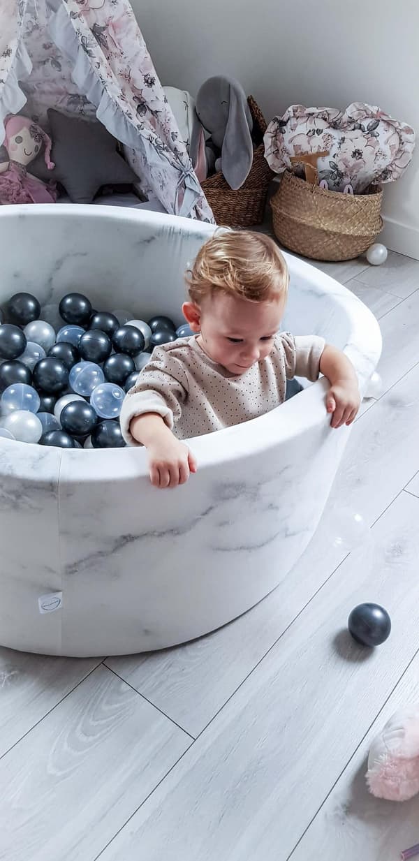Tør pool 130x30 marmor uden bolde