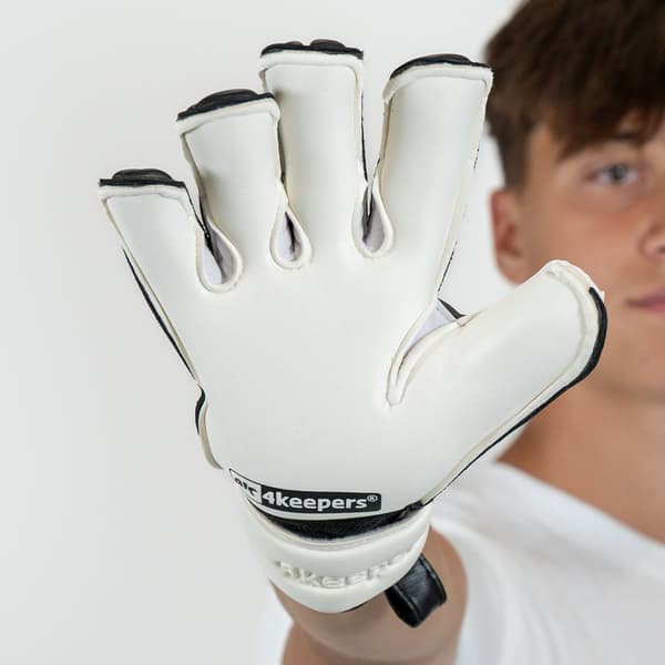 retro 42 svart RF junior | 4KEEPERS Retro 42 svart RF junior målvaktshandskar 7