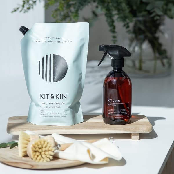 Luonnollinen yleispuhdistusneste sitrustuoksulla 500 ml Kit & Kin