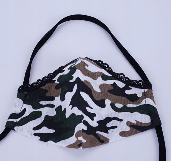 PUUVILLAINEN PITSIMASKI SUODATINTASKULLA _CAMO