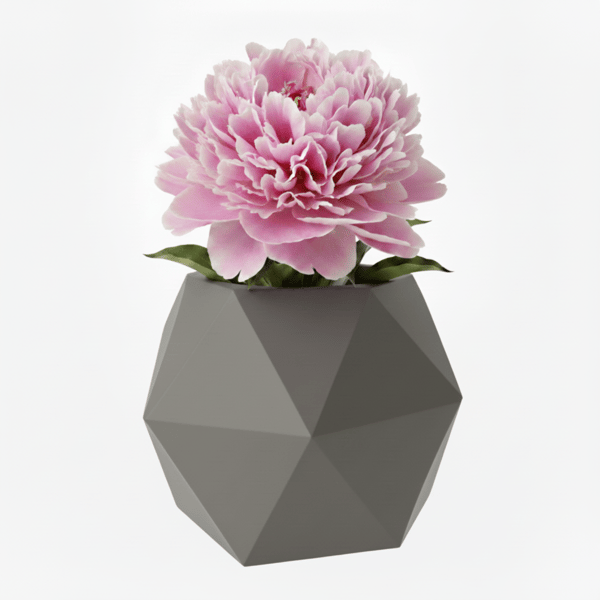 Hängande blomkruka med ett grått geometriskt växtskydd