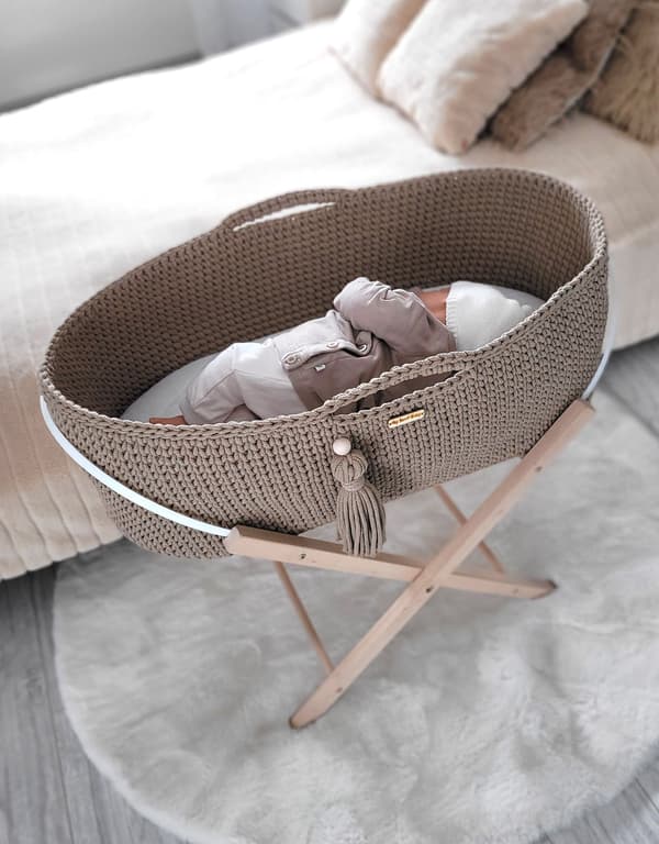 Moses korg BOHO Handgjord med stativ sand