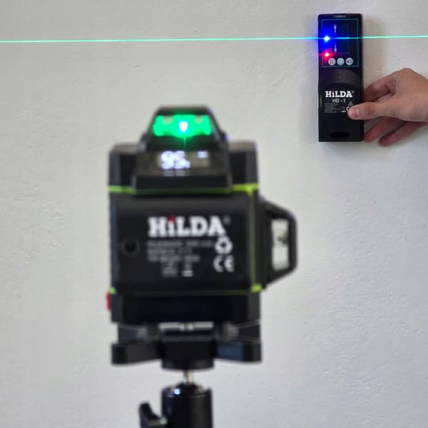 360° PLANLASERNIVÅ HILDA 4D KRYSSLASERSTATIV 200 CM