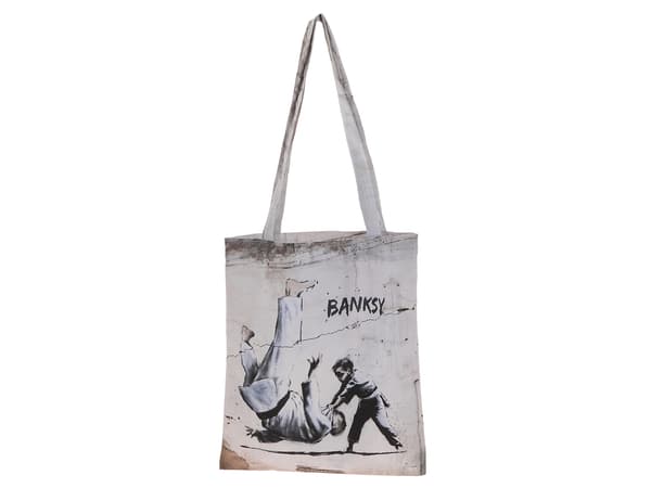 Axelväska - Banksy 2 (CARMANI)