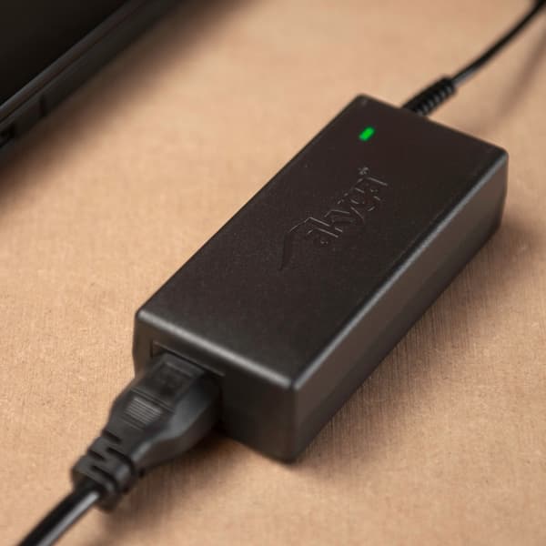 Microsoft Surface Pro 2 Akyga AK-ND-67 strømforsyning RT 2 oplader (Surface 2) 45W