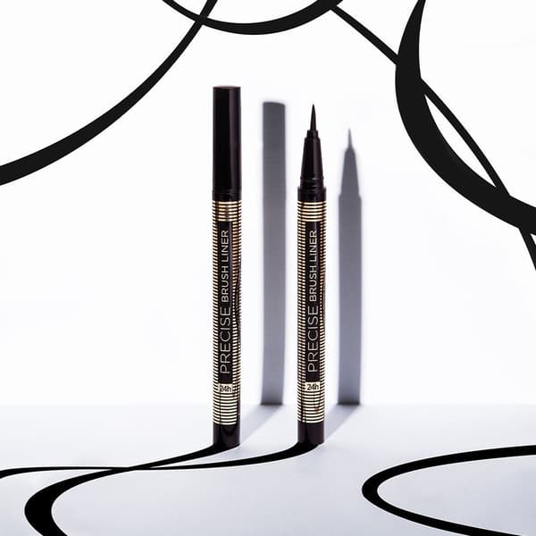 Eyeliner med børste