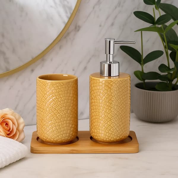 Badrumsset: dispenser och mugg med stativ CAMEL