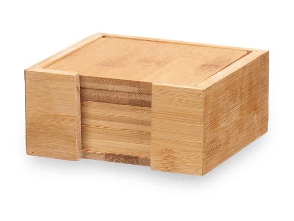 6 bambusta valmistetun tabletin setti laatikossa