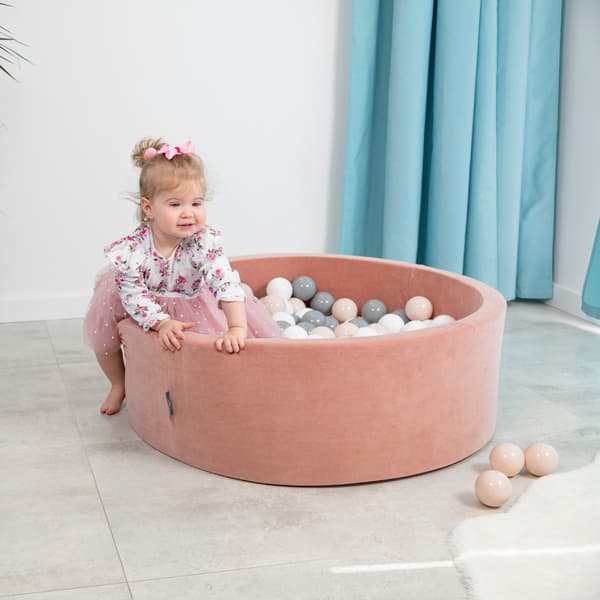 KiddyMoon plastikbolde 7 cm pastel beige-hvid-mint 50 legetøjsbolde sæt