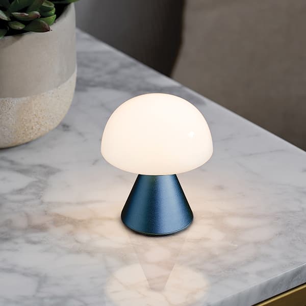 Mini LED-lampa Lexon Mina mörkblå