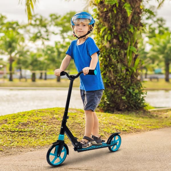 Sort og blå foldbar scooter med støddæmper