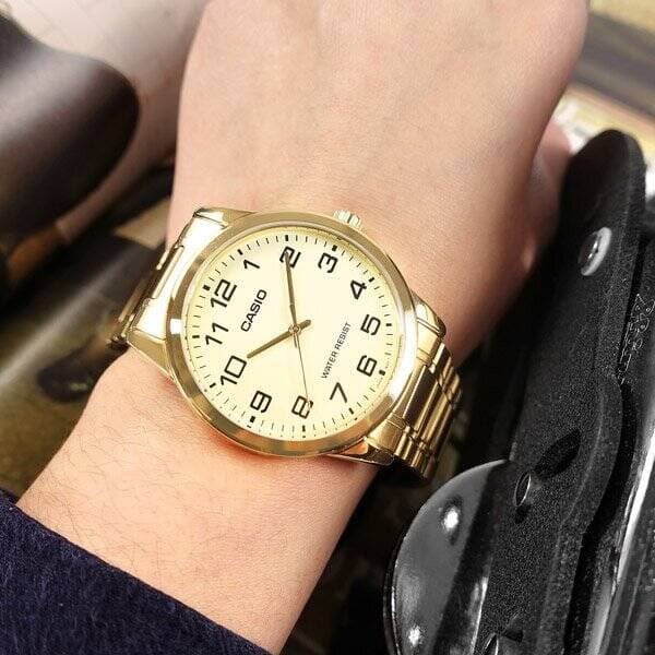 Herreur CASIO MTP-V001G-9B + boks