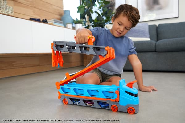 Hot Wheels Transporter Super Kilpa-auto (GVG37)