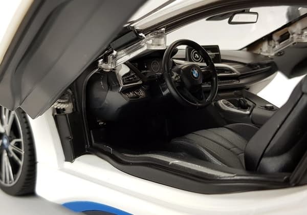 Fjernstyret bil BMW i8 Rastar 1:14 Hvide automatiske døre