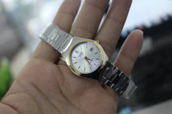 Damklocka Casio LTP-1170G-7A (zd636d) med låda