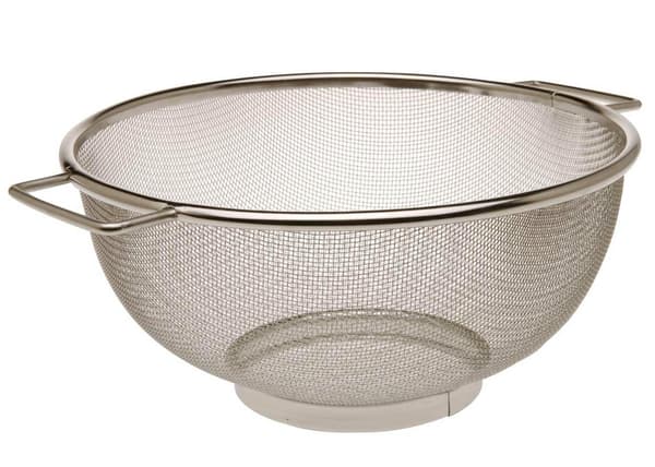 Kökssil i stål 23 cm