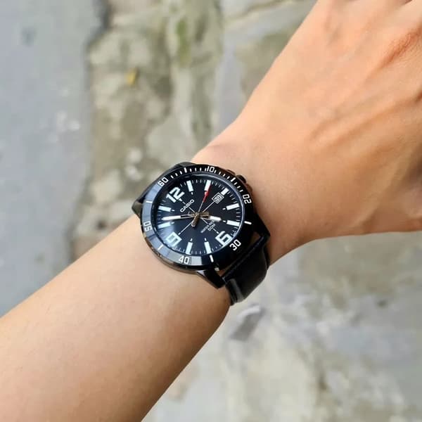 Miesten kello CASIO MTP-VD01BL-1B (zd169d) + laatikko