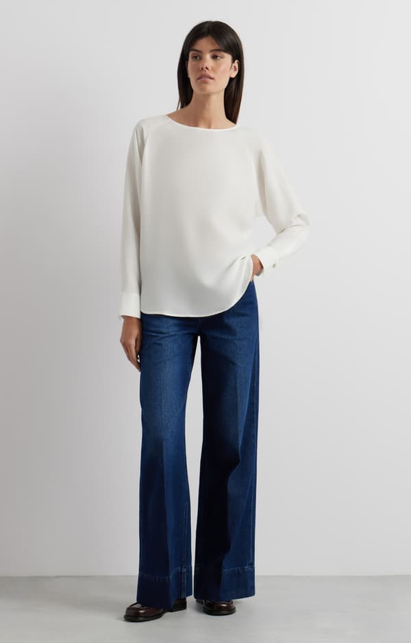 Ensfarvet bluse 44