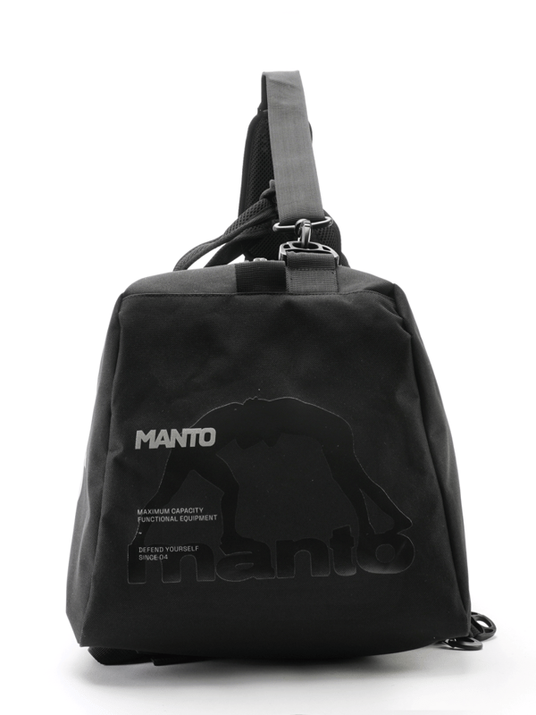 MANTO BLACKOUT urheilukassi/reppu Musta