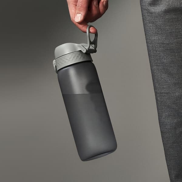 ION8 BPA-vapaa pullo I8RF750GRY harmaa