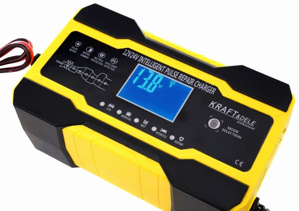 Universal ensretter 12/24V 10A KD1291